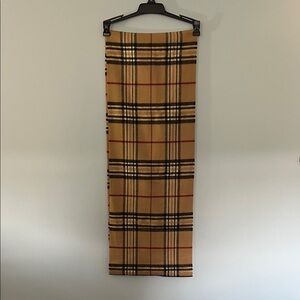 V. Fraas Cashmink 100% Acrylic plaid scarf